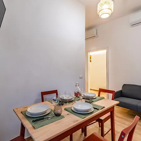 Comfortable In Firenze-careggi - Happy Φλωρεντία